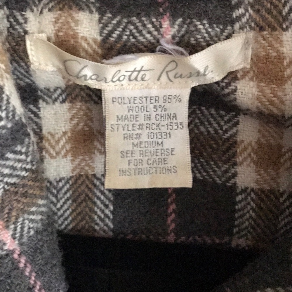 Hooded coat - Picture 2 of 4
